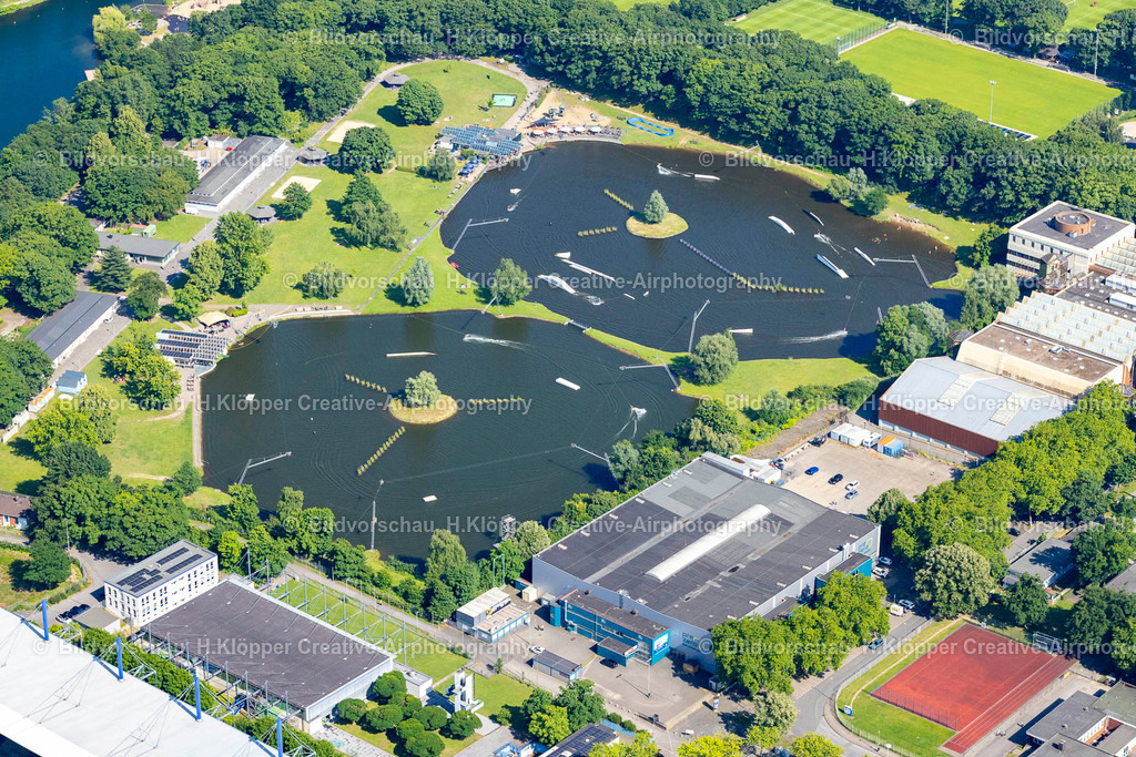 Luftbild Duisburg-4417 | Luftbildfotografie und Luftbilder Duisburg Wasserski Wedau Sprunganlage am Margaretensee im Ensemble der Sportplatzanlagen " Wedau Sportpark " in Duisburg - Realisiert mit Pictrs.com