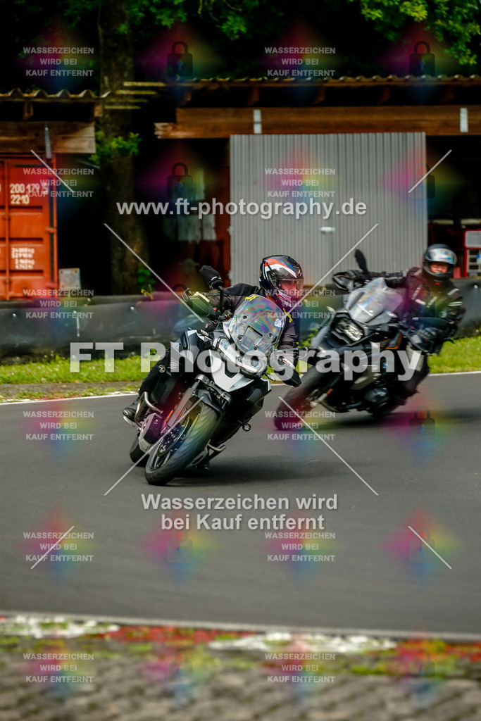 VBK-4407 | Hier findet Ihr Bilder von Touristenfahrten auf der Nürburgring Nordschleife oder von anderen Veranstaltungen die ich besucht habe. Viel Spass beim Durch Schauen 