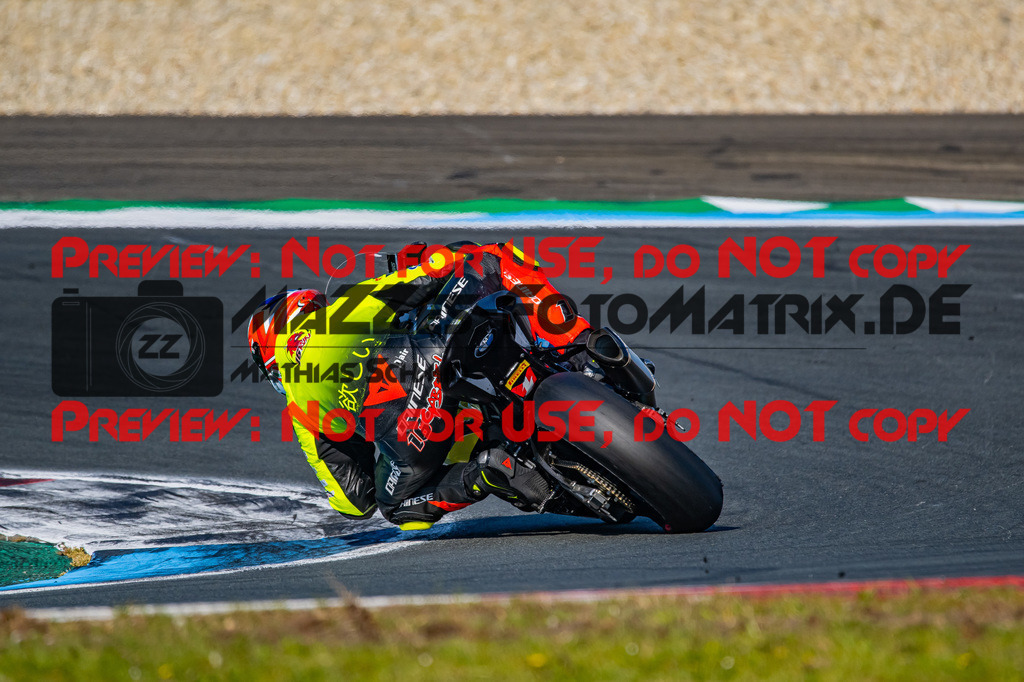 MaZZes_Fotomatrix-220423-98293 | Fotograf Mathias Schmid
Sportfotograf,
Eventfotograf,
Hochzeitsfotograf,
Portraitfotograf