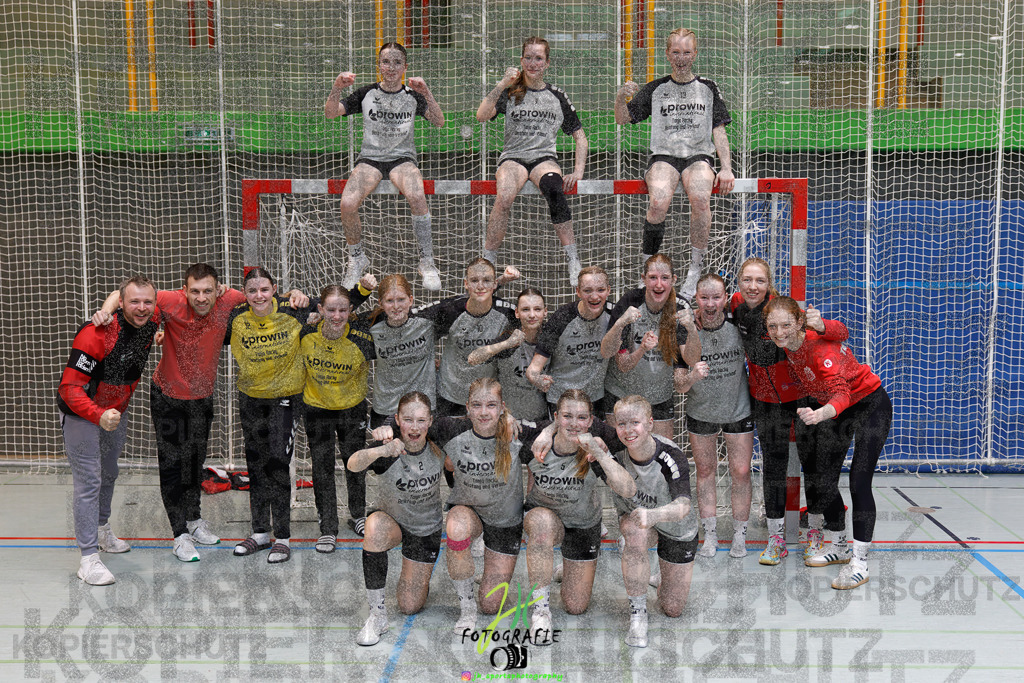 Hessenmeisterschaft wJC - Spiel um Platz 3; TuS Kriftel - SG Schenklengsfeld | Hessenmeisterschaft wJC - Spiel um Platz 3; TuS Kriftel - SG Schenklengsfeld am 22.03.2025 in Biedenkopf (Sporthalle Lahntalschule)Photo © 2025 - Jörg Heinrich - Realisiert mit Pictrs.com