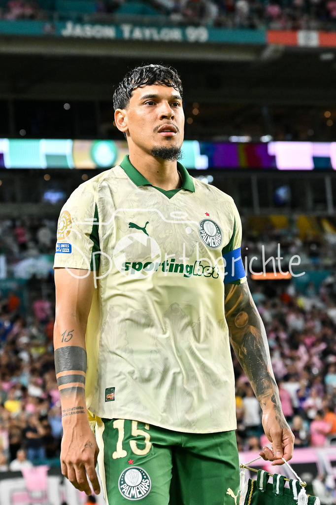 Inter Miami CF - Palmeiras Sao Paulo | Im Bild Gustavo GOMEZ (Palmeiras 15) / Einzelfoto / Freisteller / FIFA Club World Cup: Inter Miami CF - Palmeiras Sao Paulo, Hard Rock Stadium am 23.06.2025 / NOT FOR SALE IN USA