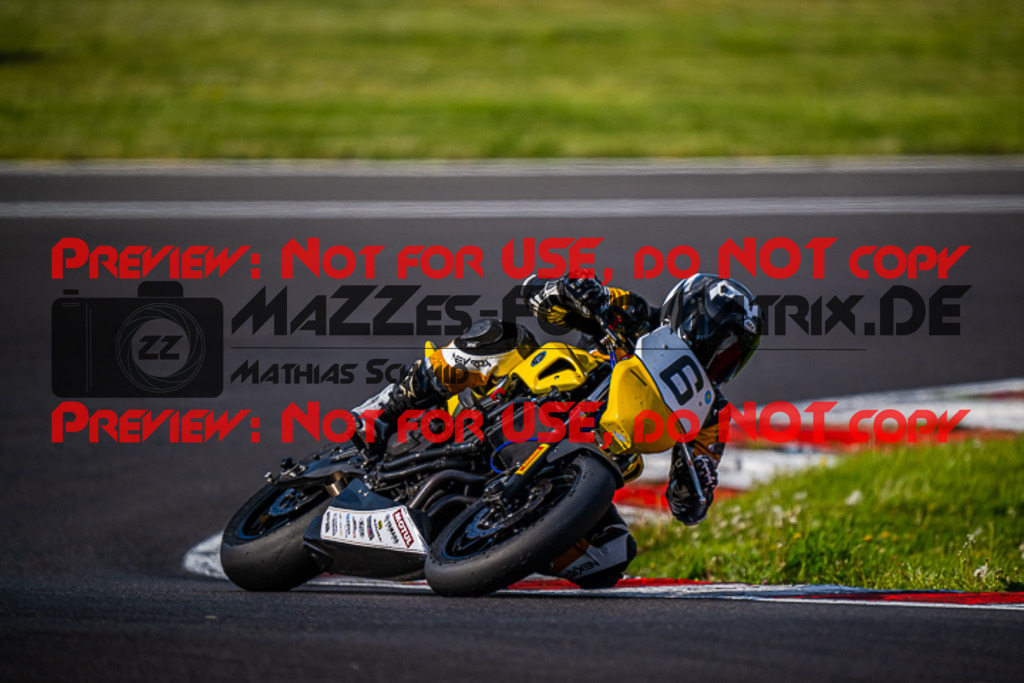 MaZZes_FotoMatrix_220508_98221 | Fotograf Mathias Schmid
Sportfotograf,
Eventfotograf,
Hochzeitsfotograf,
Portraitfotograf