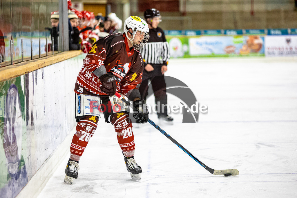 KV1A1759 | Shop für Sportfotografie, Bilddatenbank, Pressefotografie, Fußball, Eishockey, Aktionsfotos