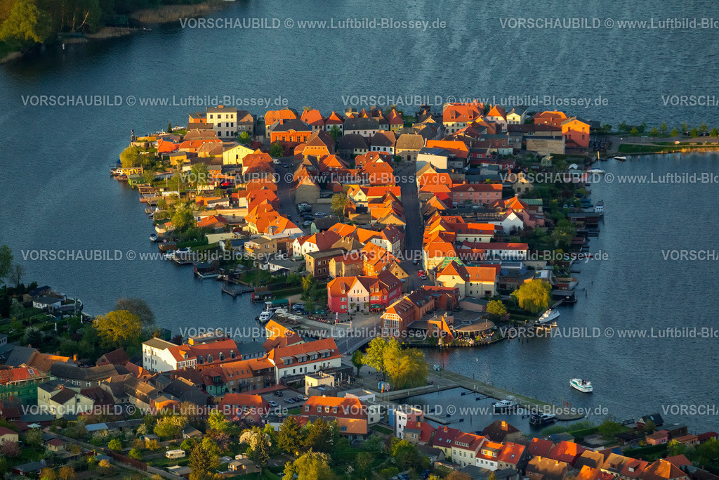 Malchow14043564 | Malchow mit Malchower See und Altstadtinsel mit Alter Markt,  Malchow, Mecklenburgische Seenplatte, Mecklenburger Seenplatte  , Mecklenburg-Vorpommern, Deutschland