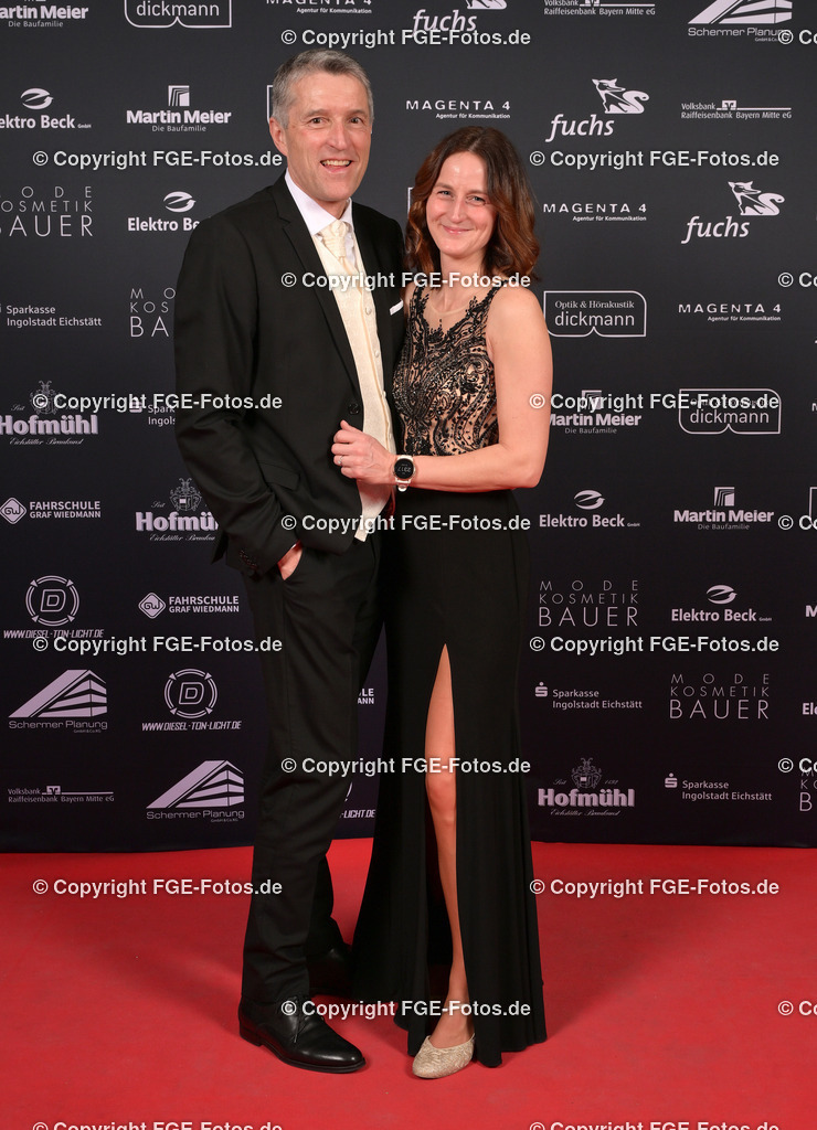 20250208-fge-hofball-0324 | Hofball der FGE am 08.02.2025 im Alten Stadttheater in Eichstätt. - Realisiert mit Pictrs.com