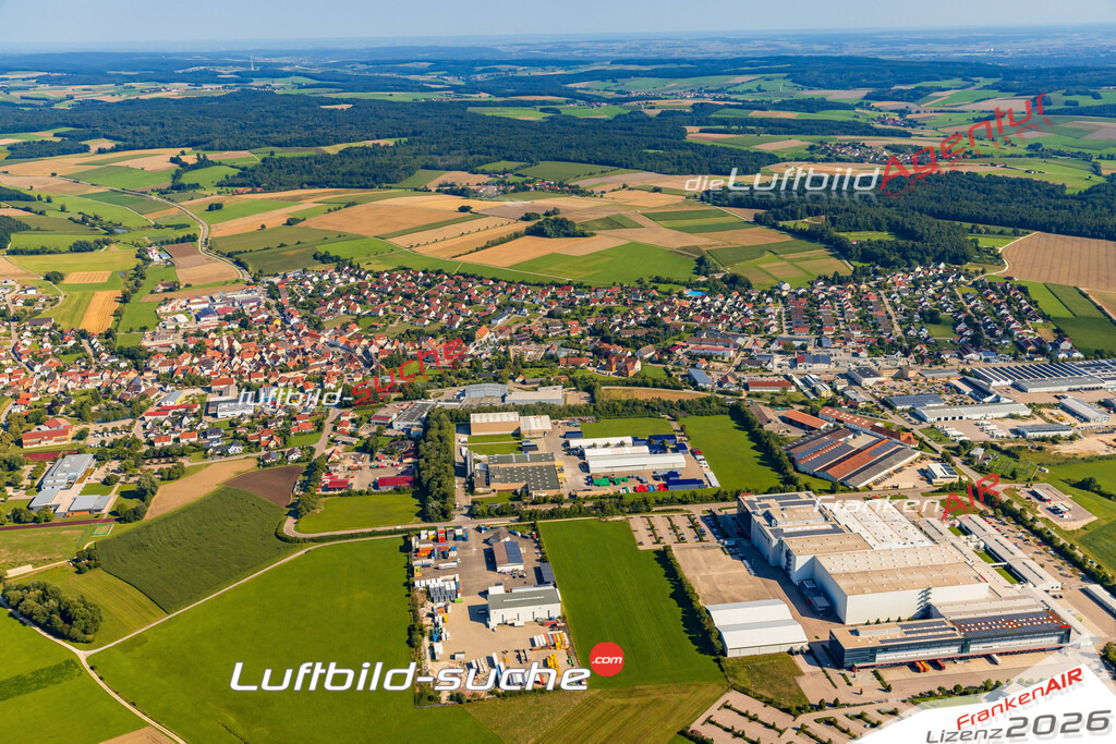 Luftaufnahme der Stadt Monheim - Die Luftaufnahme wurde 2025 vom UL-Flugzeug heraus erstellt ( keine Drohne ) - Hochauflösende Luftaufnahme - für professionelle Ausdrucke geeignet. Die Geschenkidee !Mit Lizenz und Bildrechte bestellbar