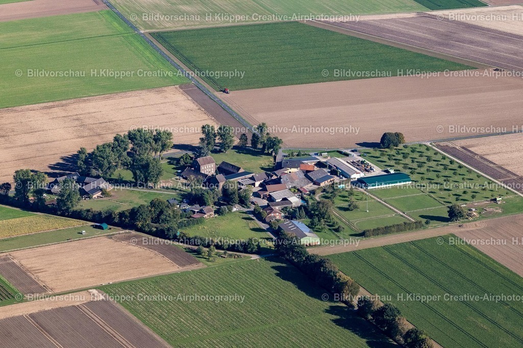 Lufbilder Jülich-5817 | Dorf - Ansicht in Jülich Ortsteil Serrest im Bundesland Nordrhein-Westfalen, Deutschland - Realisiert mit Pictrs.com