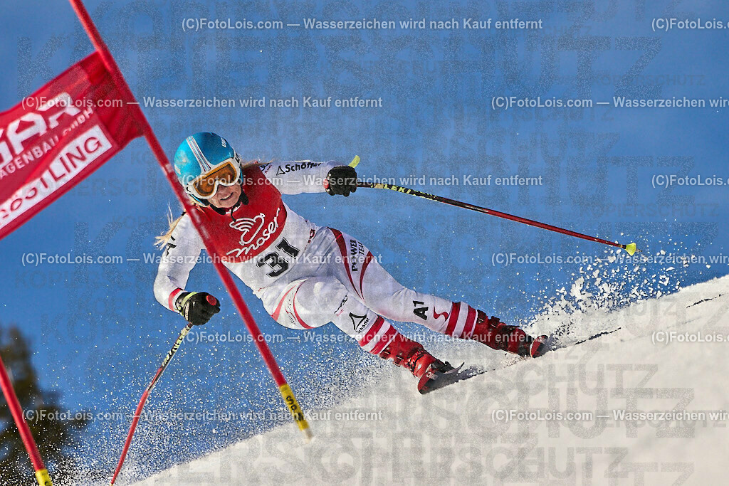 ALP4590_WCM-SuperGiant_Kat-C_Hirschhofer Ingrid | (C)FotoLois.com, Alois Spandl, World Criterium Masters Ski Alpin 2023 Hochkar, SuperGiantSlalom, Kategorie C, Mi 22. März 2023.