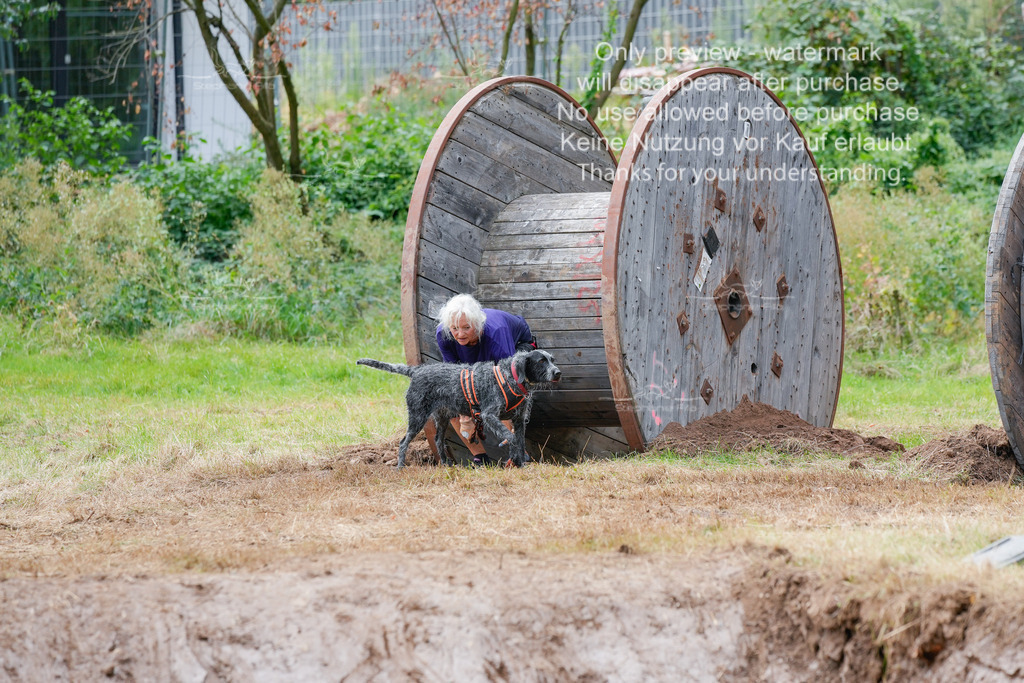 Schlamm_mit_Hund (52 von 460) | stephaniefillaphotographie - Realisiert mit Pictrs.com