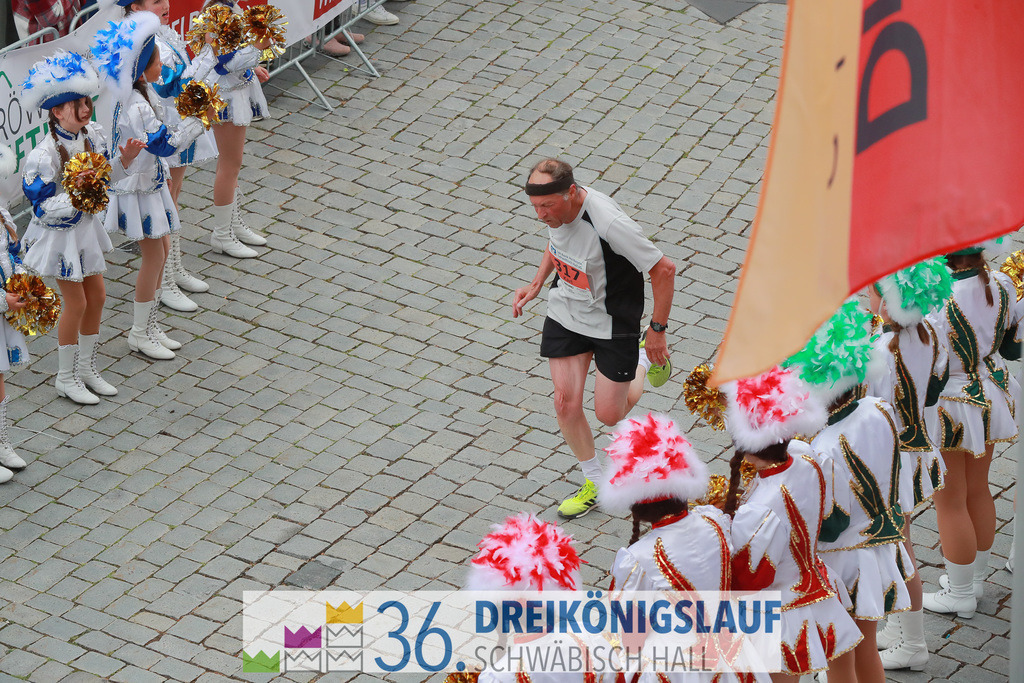VR Bank Hauptlauf 10km | 3königslauf 2022 VR Bank Hauptlauf - Realisiert mit Pictrs.com