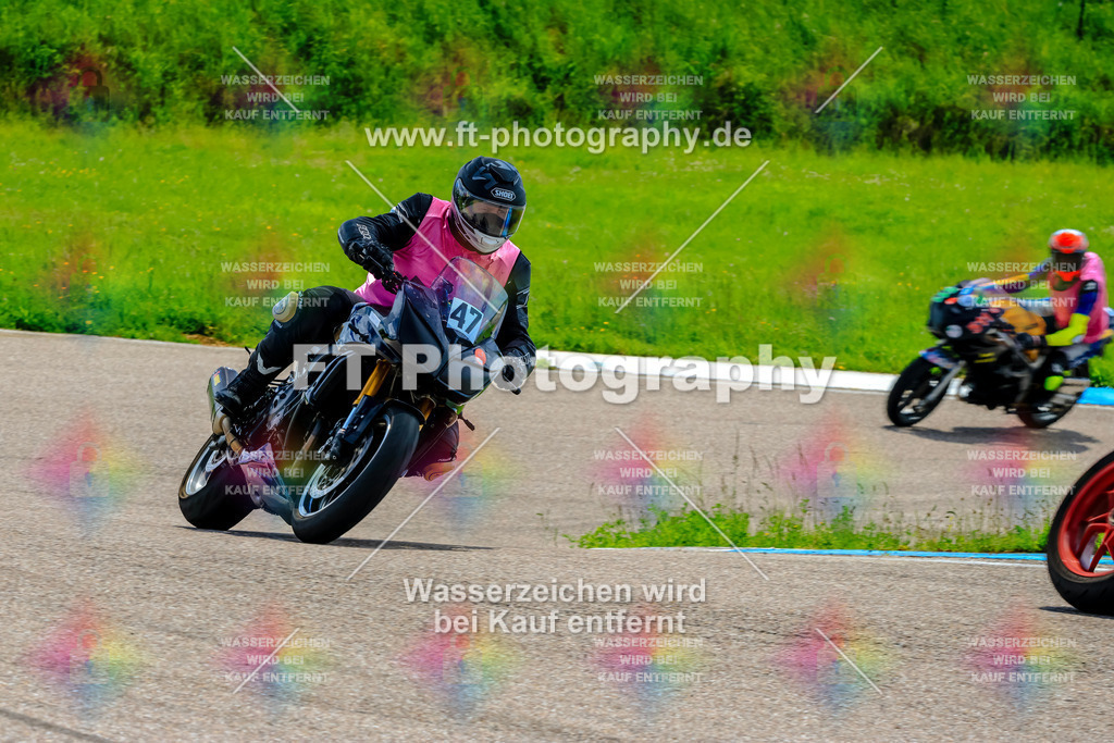 MotoTeam-9866 | Hier findet Ihr Bilder von Touristenfahrten auf der Nürburgring Nordschleife oder von anderen Veranstaltungen die ich besucht habe. Viel Spass beim Durch Schauen 