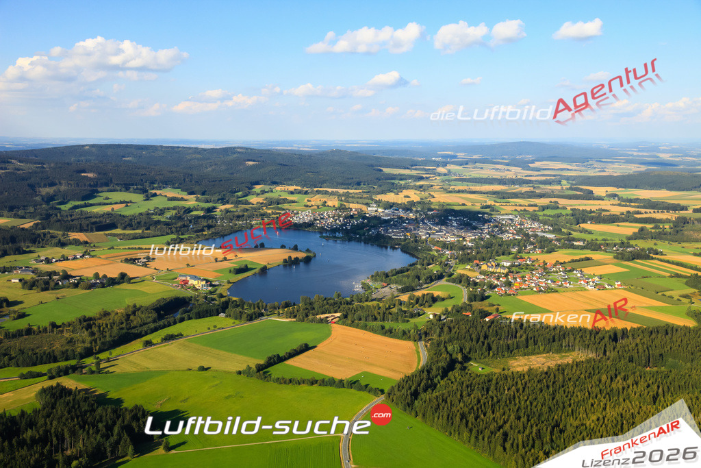 Die Luftaufnahme See - Weissenstadt wurde vom UL-Flugzeug (keine Drohne) aus fotografiert.Hohe Druck- Auflösung-die Geschenkidee!