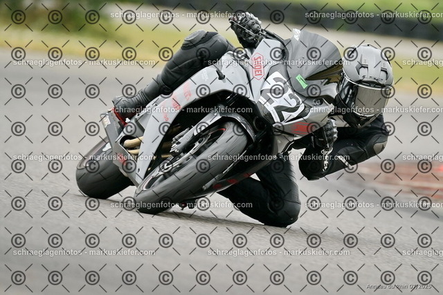 25bt05-0647 | markuskiefer.com - Realisiert mit Pictrs.com