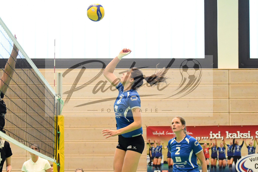 20200202_VCOOTB_0068 | Volleyball, Frauen:   waehrend des Spiels der Regionalliga NordWest zwischen VC Osnabrueck und Oldenburger TB in der Schlosswall-Halle am 02.02.2020 in Osnabrueck, Deutschland. - Realisiert mit Pictrs.com