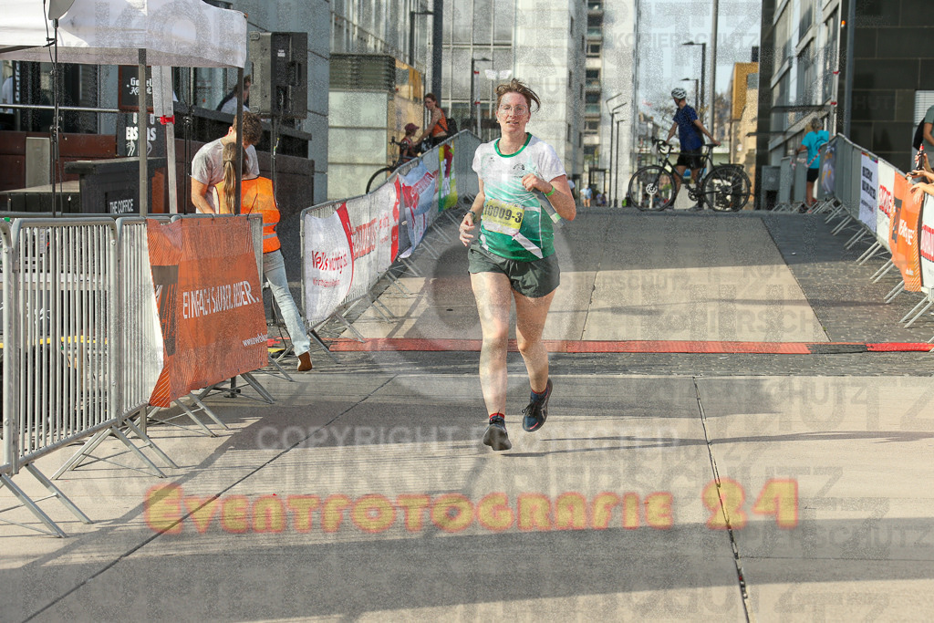 250920_1557_EX1_0862 | Sportfotografie im Rhein-Sieg Kreis, Köln, Bonn, NRW, Rheinland Pfalz, Hessen, etc. Unser Tätigkeitsfeld umfasst den Laufsport vom Volkslauf über den Marathon, Duathlon, Triathon bis zum Ultralauf wie Kölnpfad Ultra oder Schindertrail.