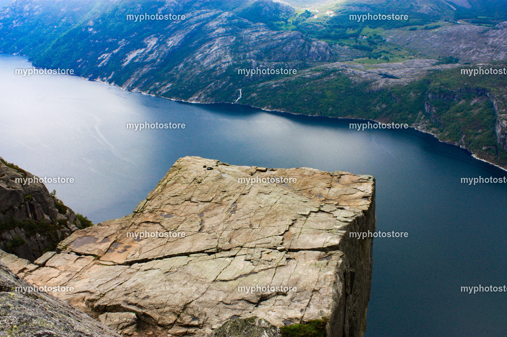 Preikestolen | myphotostore - Realisiert mit Pictrs.com