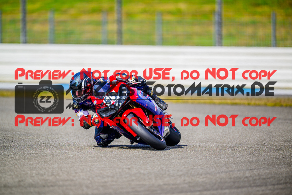 MaZZes_Fotomatrix_20260404_6007705_7351-2 | Fotograf Mathias Schmid
Sportfotograf,
Eventfotograf,
Hochzeitsfotograf,
Portraitfotograf