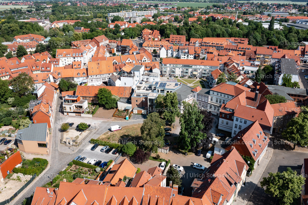 10049-51645 - Luftbild Halberstadt | Stockfoto und Bilderpool mit Bildmaterial aus Deutschland, dem Harz, Halberstadt, Quedlinburg, Wernigerode und weltweit. Qualitativ hochwertige und professionelle Fotos anschauen und kaufen. - Realisiert mit Pictrs.com