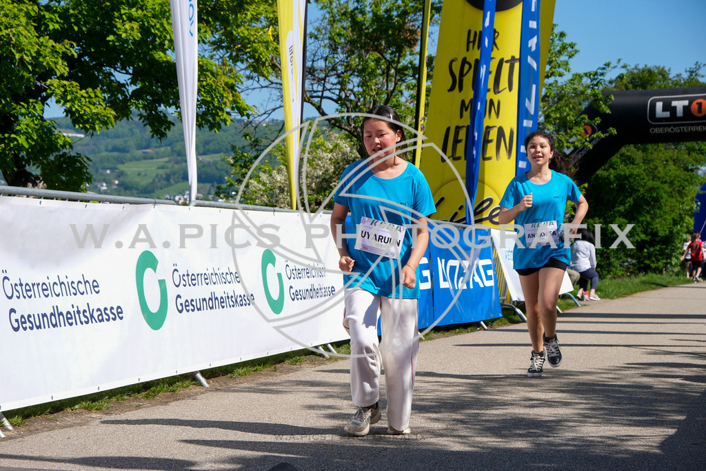 ..... | LINZ,AUSTRIA,27.April 24, Int. 3 Brückenlauf Linz  , Image shows: Photo: WAPICS / Michael ring