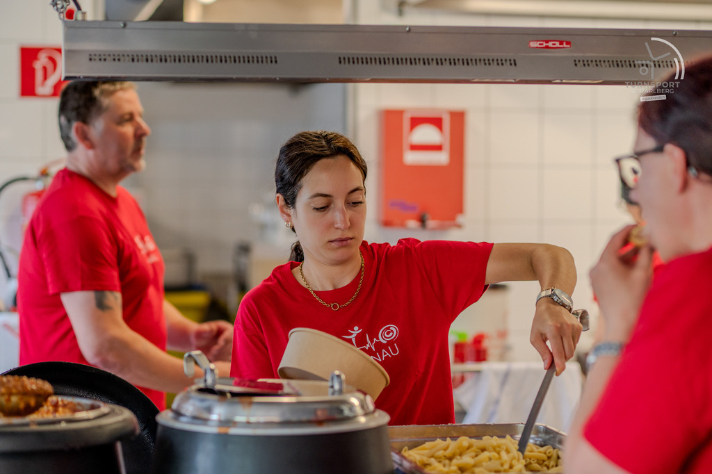 2025-04-12-Nacht_in_Tracht-0792 | "Fussifoto.com – Ihr Ansprechpartner für hochwertige Fotografie! Entdecken Sie kreative Bilder und professionelle Dienstleistungen. Kontaktieren Sie uns für Ihre Projekte!"