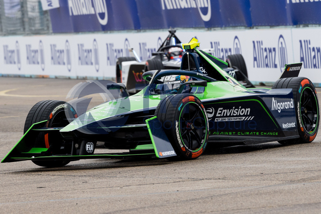 GEPA-20230423-101-147-0016 | BERLIN,GERMANY,23.APR.23 - MOTORSPORTS, FORMEL E - E-Prix of Berlin, Berliner Tempelhof Airport Circuit, free practice. Image shows Jake Dennis (GBR / Andretti). 
Photo: GEPA pictures/ Matthias Trinkl