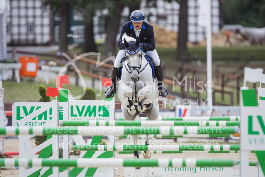 220729_BHO_GT_M2-Spr_2-738 | Deine schönsten Turniermomente als professionelle Fotos! Entdecke hochwertige Pferdesport-Fotografie im Online-Shop. Jetzt Fotos finden & bestellen!