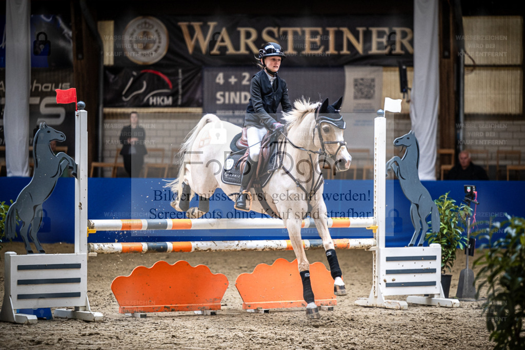 DOS_2503 | Entdecke hochwertige Reitturnierfotos von Foto Oger. Professionell, emotional und authentisch – jetzt Lieblingsmomente im Shop bestellen. - Realisiert mit Pictrs.com