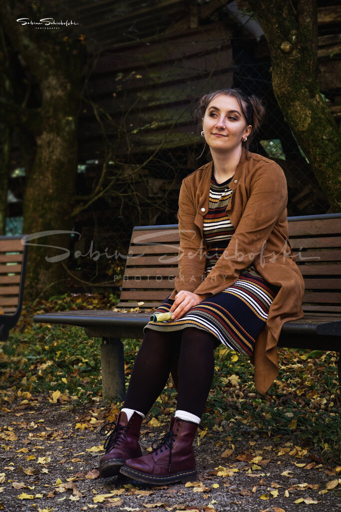 "Lea" | People- und Tierfotografie, Imageaufnahmen, Veranstaltungsfotografie und Wandbilder aus der Natur ★ Made in Germany ✔️ Druck + Downloads ✔️ Naturfotografie in Top Qualität ★ schneller Versand, weltweite Lieferung! - Realisiert mit Pictrs.com