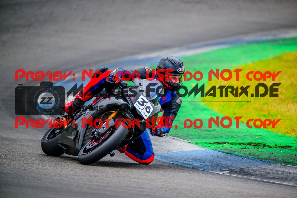 MaZZes_FotoMatrix_240614_6007705_4849 | ROT