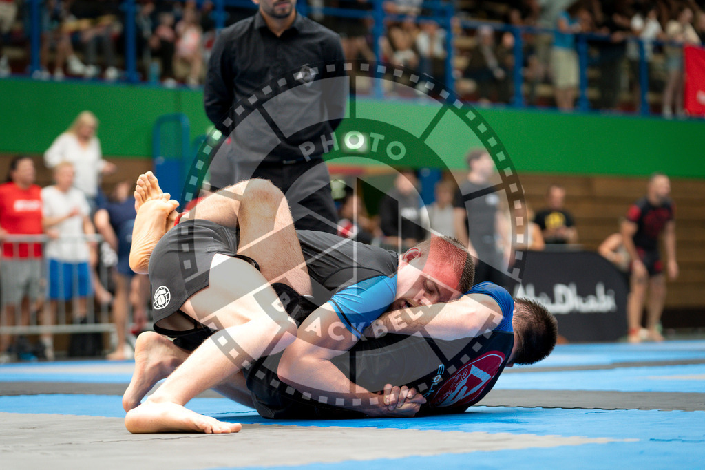 20240908PBB5682 | Athletes compete during the AJP Hamburg competition on September 8, 2024 in Hamburg, northern Germany.