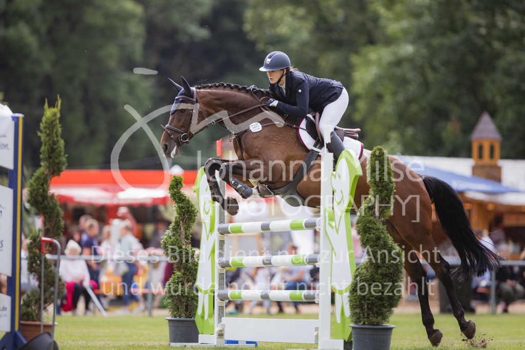 220715_LC_Youngster-M-558 | Deine schönsten Turniermomente als professionelle Fotos! Entdecke hochwertige Pferdesport-Fotografie im Online-Shop. Jetzt Fotos finden & bestellen!