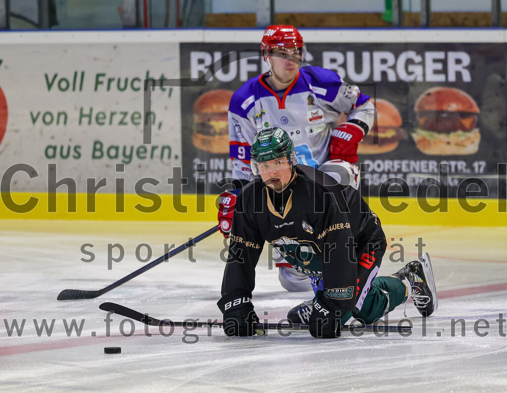 2025-11-30_017_TSV_Erding_gegen_EC_Peiting | Erding, Deutschland, 30.11.2025:Eishockey, Oberliga Süd 2025 / 2026, 22. Spieltag, TSV Erding gegen EC Peiting, Endergebnis: 5:1Dennis Miller (Erding Gladiators, #61)Foto: Christian Riedel / fotografie-riedel.net
