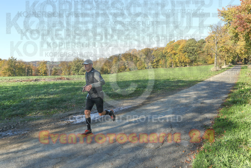 221113_1231_EV9_9681 | Sportfotografie im Rhein-Sieg Kreis, Köln, Bonn, NRW, Rheinland Pfalz, Hessen, etc. Unser Tätigkeitsfeld umfasst den Laufsport vom Volkslauf über den Marathon, Duathlon, Triathon bis zum Ultralauf wie Kölnpfad Ultra oder Schindertrail.