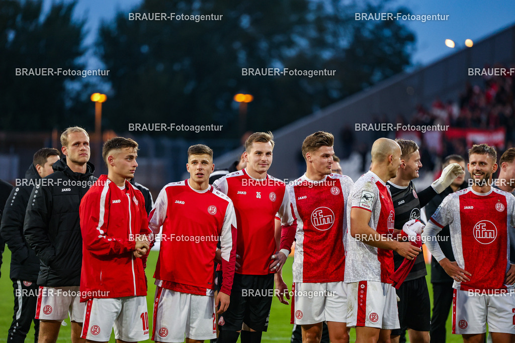 Rot-Weiss Essen - Viktoria Köln - 3.Liga | Essen, Deutschland, 18.10.2025XX während des 3.Liga Spiels zwischen Rot-Weiss Essen- Viktoria Köln im Stadion an der Hafenstraße am 01.08.2025 in Essen. (Foto von Timo Bluhmki-Schmidt/ Brauer Fotoagentur