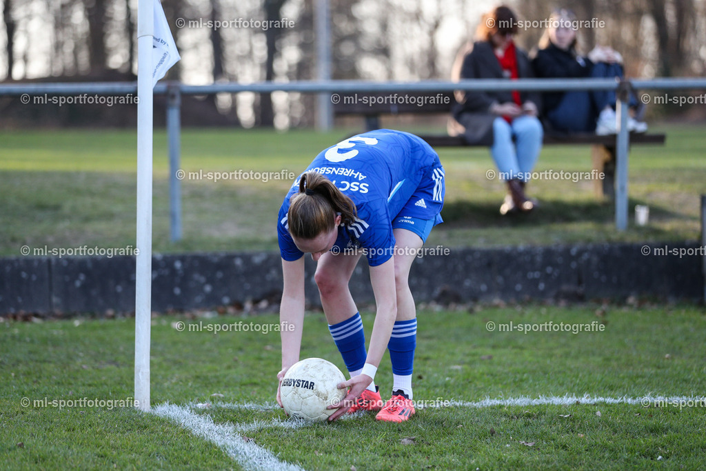 Fußball I Frauen I Saison 2025/2026 I Oberliga Schleswig-Holstein I 14. Spieltag I Merkur Hademarschen - SSC Hagen Ahrensburg | ml-sportfotografie - Realisiert mit Pictrs.com