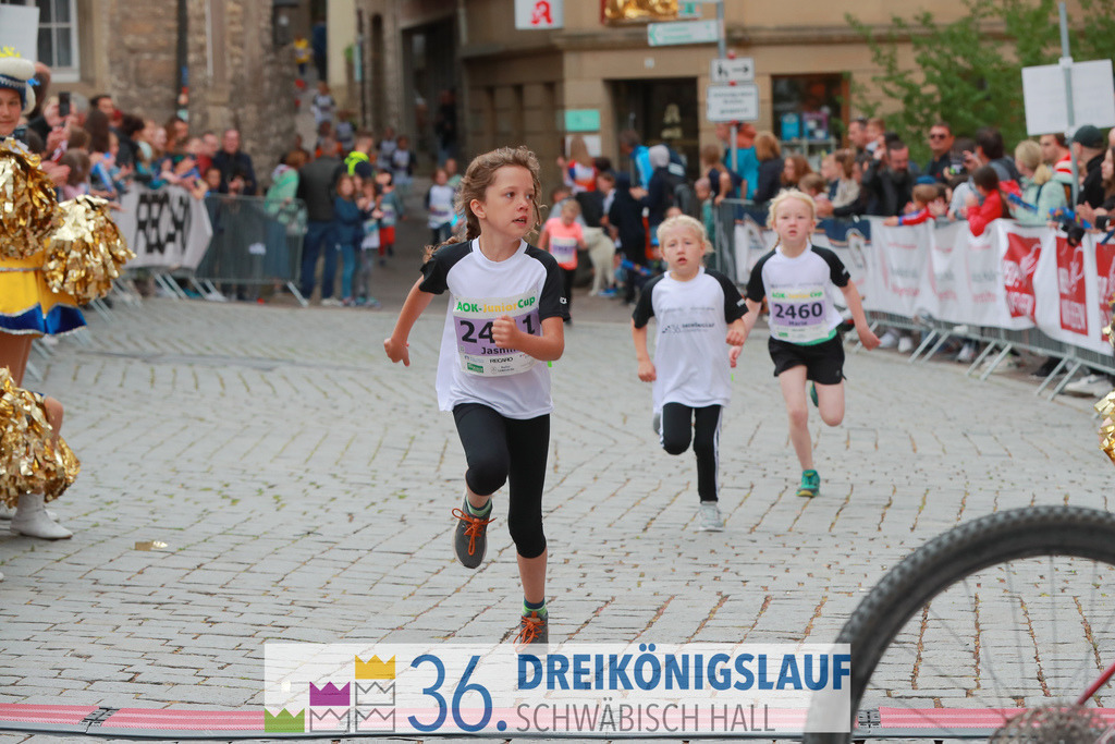 AOK Junior Cup 400m | 3Königslauf 2022 AOK Junior Cup 400m - Realisiert mit Pictrs.com