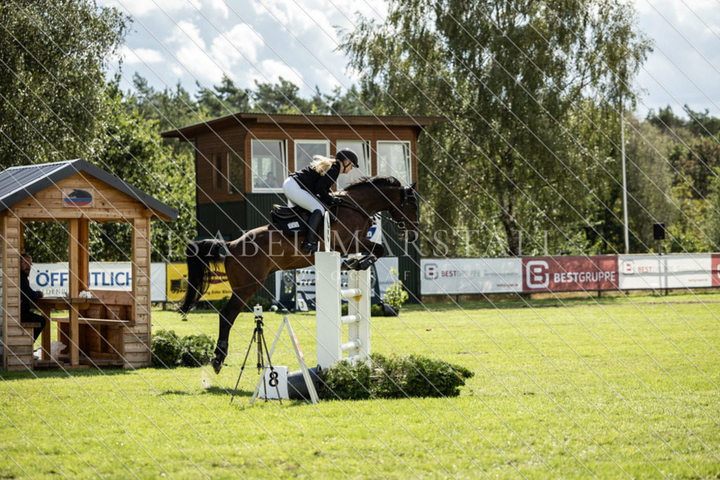 DK5A2584 | Isabel Marstall Fotografie - Realisiert mit Pictrs.com