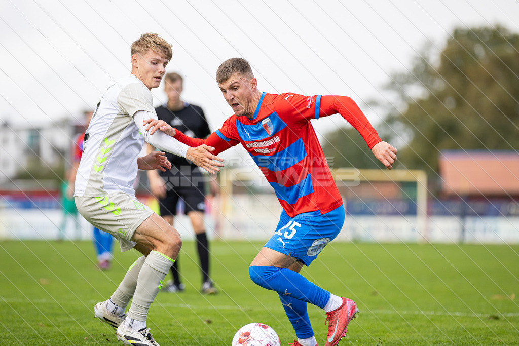 20250921_Picselweb-Fotografie_Meta_1R3_0511 | SV Drochtersen Assel - Werder Bremen II 3:2 - Realisiert mit Pictrs.com