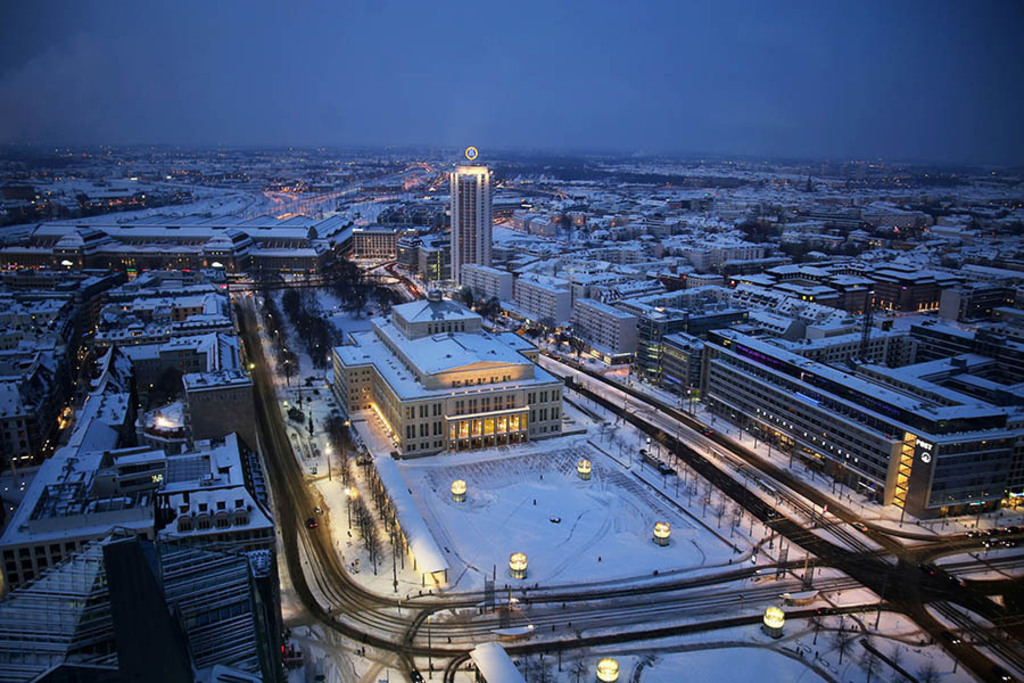 Foto: Leipzig - Oper Leipzig | Das Team hinter BILDLEXIKON LEIPZIG bündelt historische wie aktuelle Informationen über die Stadt Leipzig in Text und Bild auf einer Plattform und stellt diese der interessierten Öffentlichkeit zur Verfügung.