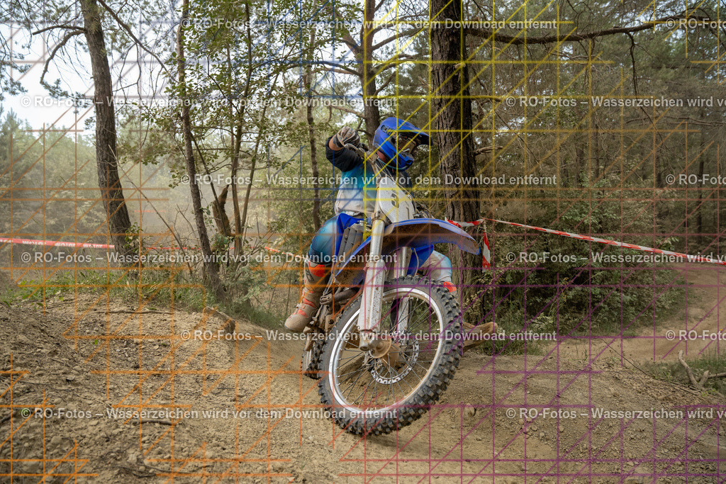Niederwürzbach 4 Lauf-1061 | Sportfotografie von RO-Fotos: Motorsport, Motocross, Enduro, Laufveranstaltungen und Triathlon. Professionelle Fotos von Sportlern und Events. - Realisiert mit Pictrs.com