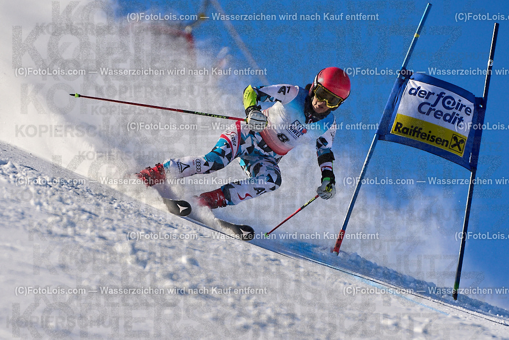 ALP3363_MASTERS-Cup_GS-C Damen_Hoerhager Monika | (C)FotoLois.com, Alois Spandl. FIS Masters-Cup Wildschönau, Giant Slalom auf der Piste Schatzberg GS, Siegerehrung auf dem Dorfplatz Niederau, Sa 13. Januar 2024.