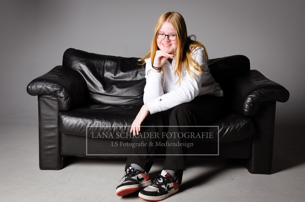 Maja und Maja Shooting 16.01.23-12 | lanaschraderfotografie - Realisiert mit Pictrs.com