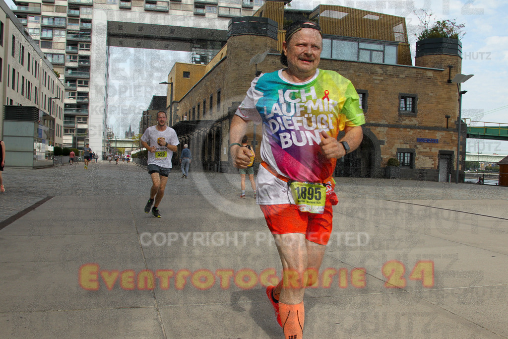 250920_1323_EV4_5388 | Sportfotografie im Rhein-Sieg Kreis, Köln, Bonn, NRW, Rheinland Pfalz, Hessen, etc. Unser Tätigkeitsfeld umfasst den Laufsport vom Volkslauf über den Marathon, Duathlon, Triathon bis zum Ultralauf wie Kölnpfad Ultra oder Schindertrail.
