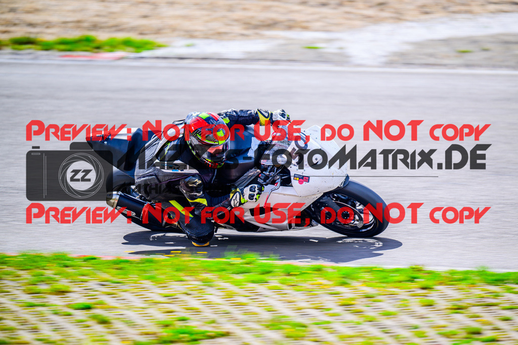 MaZZes_FotoMatrix_240911_6007705_6477 | ROT