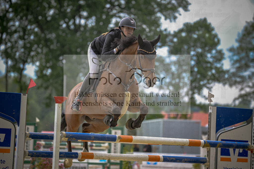 20240505-DOS_1961 | Entdecke hochwertige Reitturnierfotos von Foto Oger. Professionell, emotional und authentisch – jetzt Lieblingsmomente im Shop bestellen.Deutschlandweite Turnierfotografie. - Realisiert mit Pictrs.com