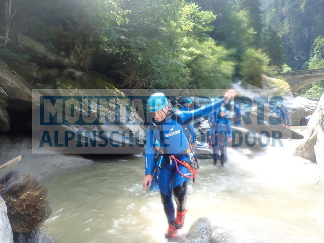 P8070054 | Bestelle die Bilder deines Berg- oder Wasser-Abenteuers mit Mountain Sports bequem von zu Hause aus direkt über unseren Online Fotoshop von pictrs.com. - Realisiert mit Pictrs.com