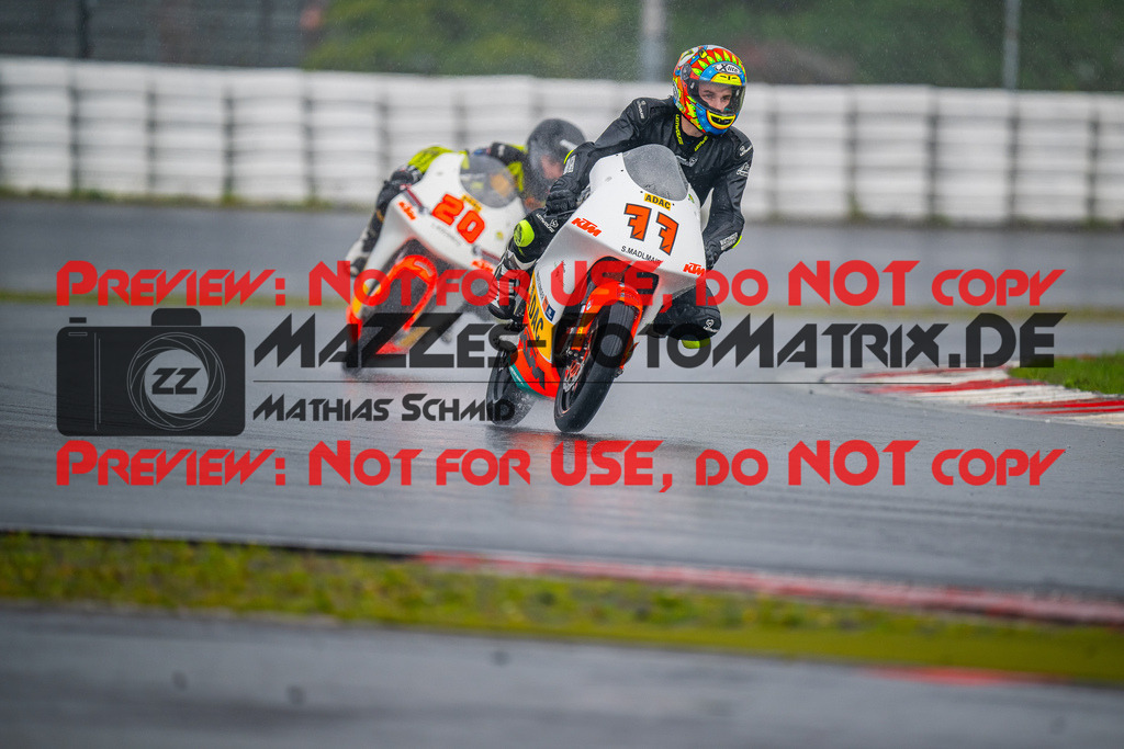 MaZZes_FotoMatrix_240830_6007705_2344 | SSP300