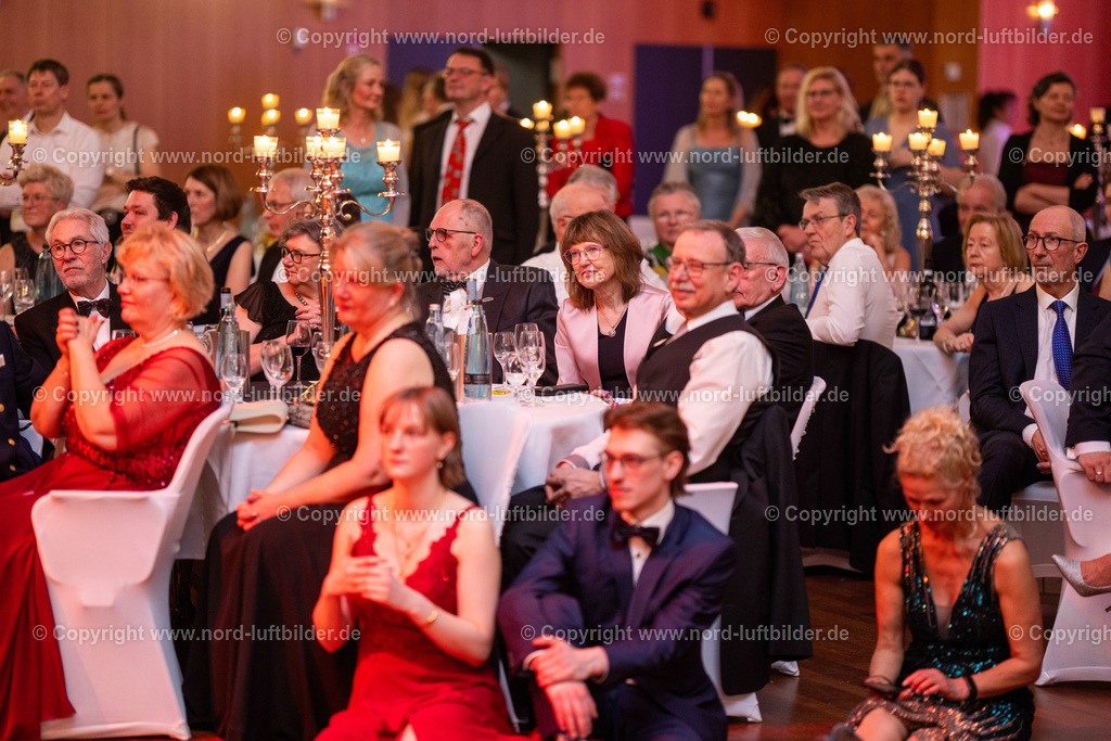 Stader Ballnacht_ELS_0887070326 Kopie | Luftbilder aus Norddeutschland. Die große Luftbild Bilddatenbank von Sylt, Amrum, Föhr, Büsum, Cuxhaven, Hamburg, Bremen, Bremerhaven, Cuxhaven, Langeoog, Norderney, Borkum, Emden, Nordsee, Ostsee, Flensburg, Kiel, Stralsund, Rostock, Darß, Rügen, Usedom