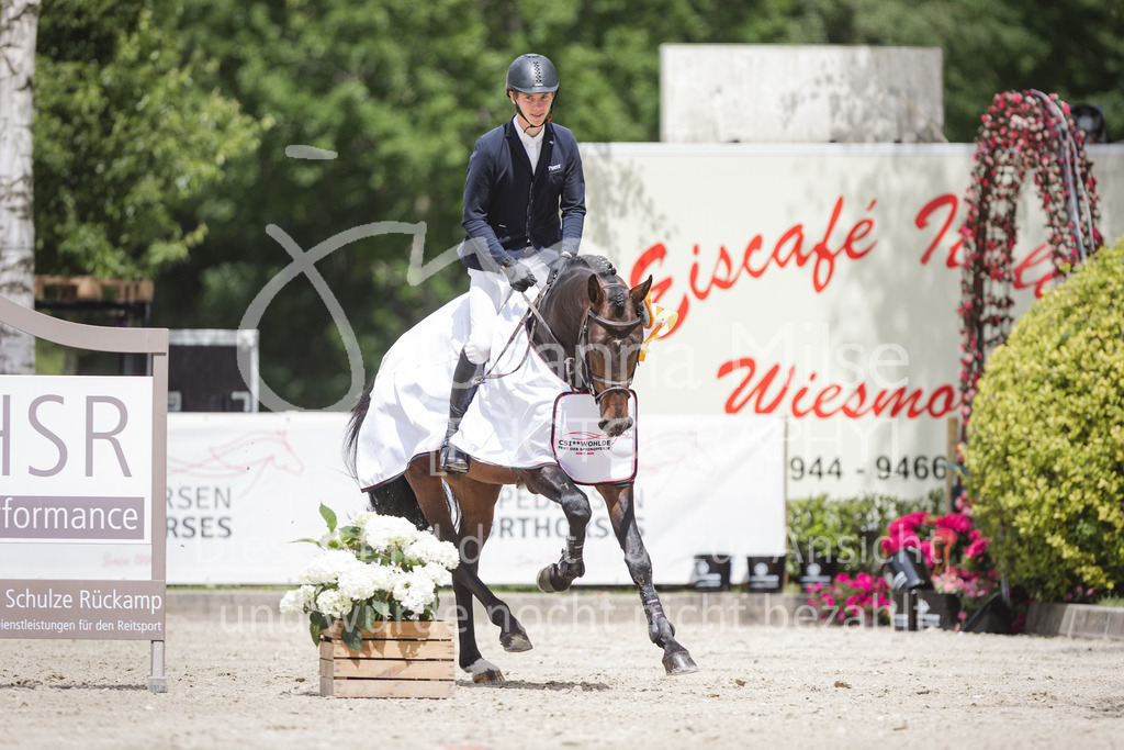 220602_CSI-Wohlde_YoungsterTour-258 | CSIYH1* - Internationale Zweiphasenspringprüfung (1,35 m) 
Youngster Tour für 7jährige Pferde
02.06.2022