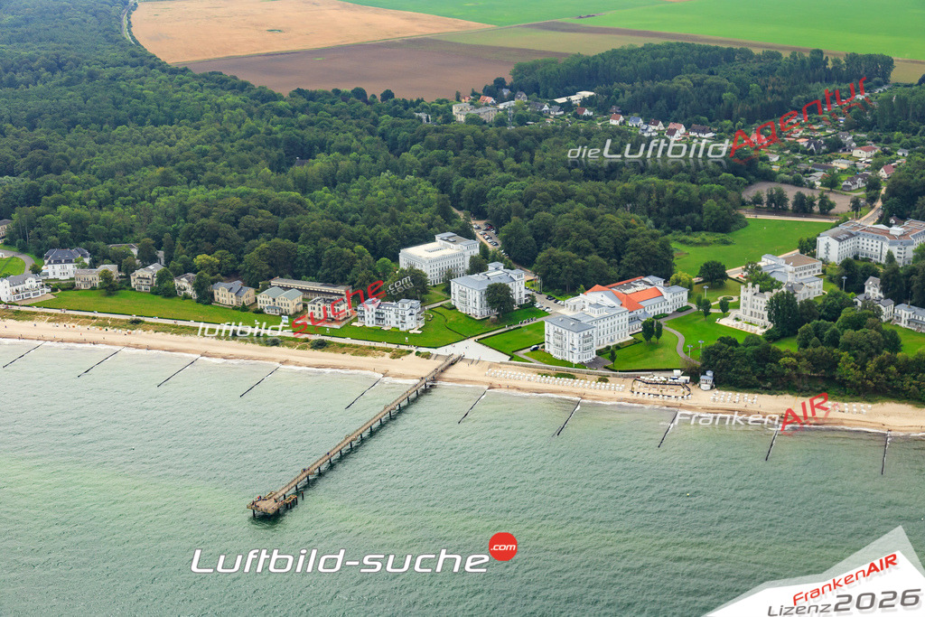 Die Luftaufnahme der Stadt Bad-doberan wurde vom UL-Flugzeug heraus erstellt ( keine Drohne )- hohe Auflösung für beste Qualität